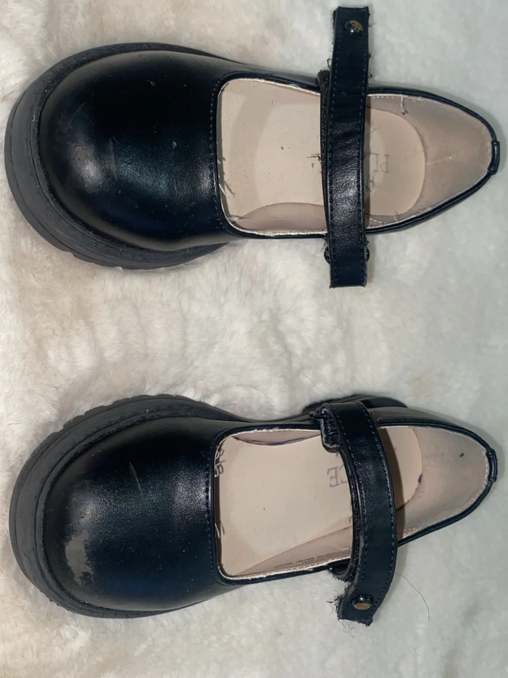 The Children's Place Black Mary Jane Strap Shoes for Kids